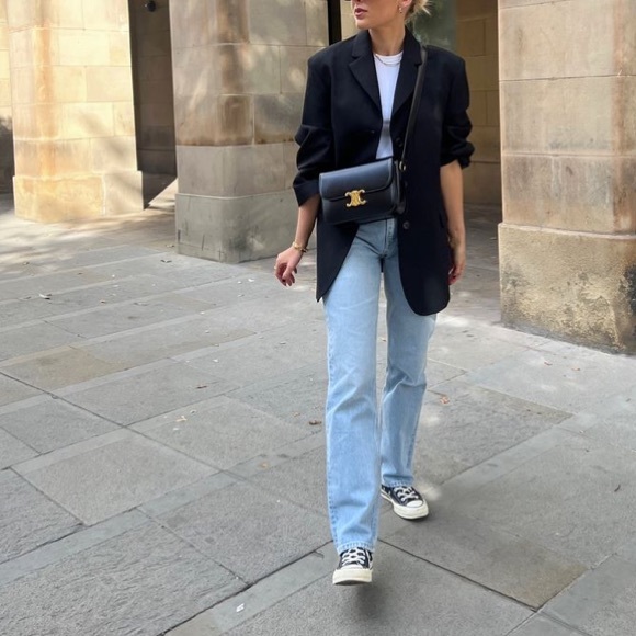 Carolina Herrera Light Wash Straight Leg Jeans - Picture 1 of 9